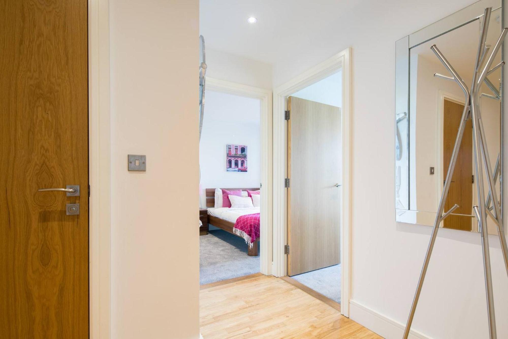 Wild Roses Serviced Apartments - Greenwich London Exterior photo